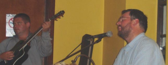 Mise agus Michael Sona�